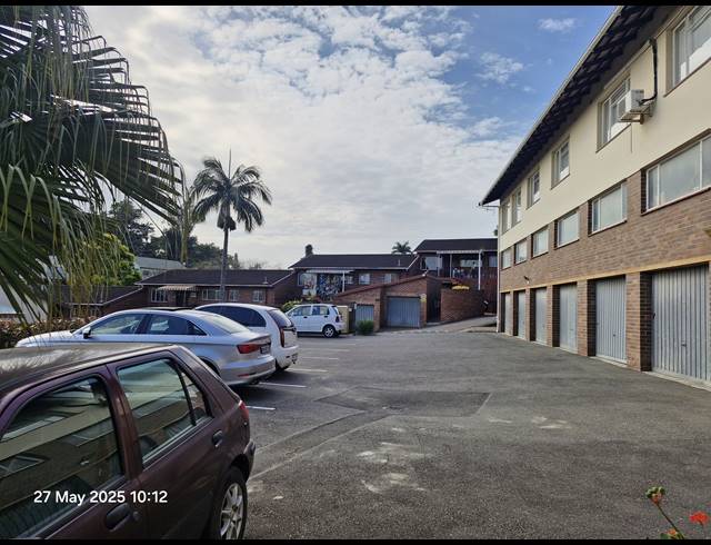 2 BEDROOM SIMPLEX FOR SALE IN MALVERN